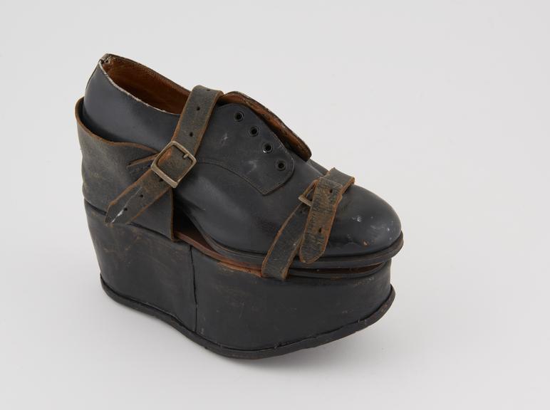 Platformed overshoe, England, 1950-1970 | Science Museum Group Collection