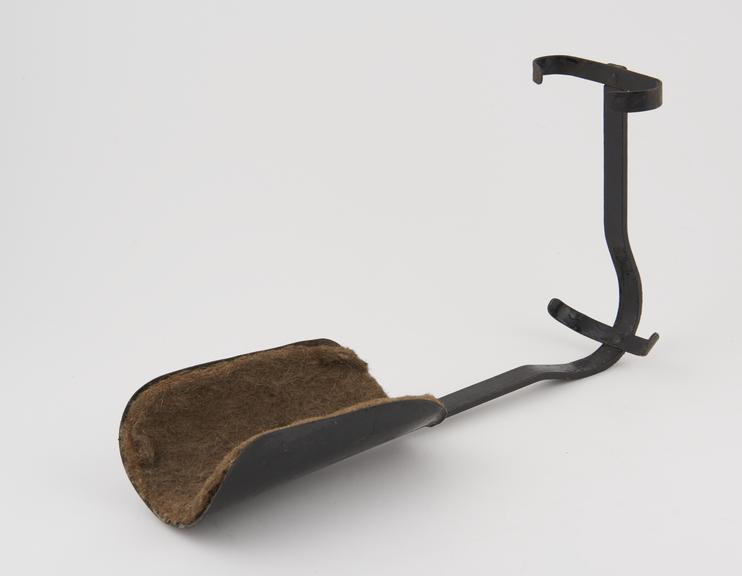 Iron bracket ankle splint, 1860-1920