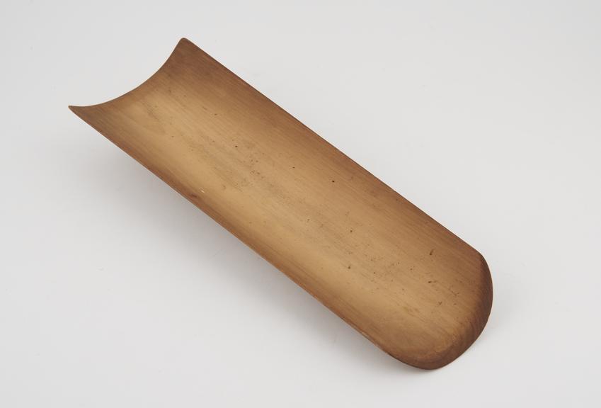 Wooden splint for thigh