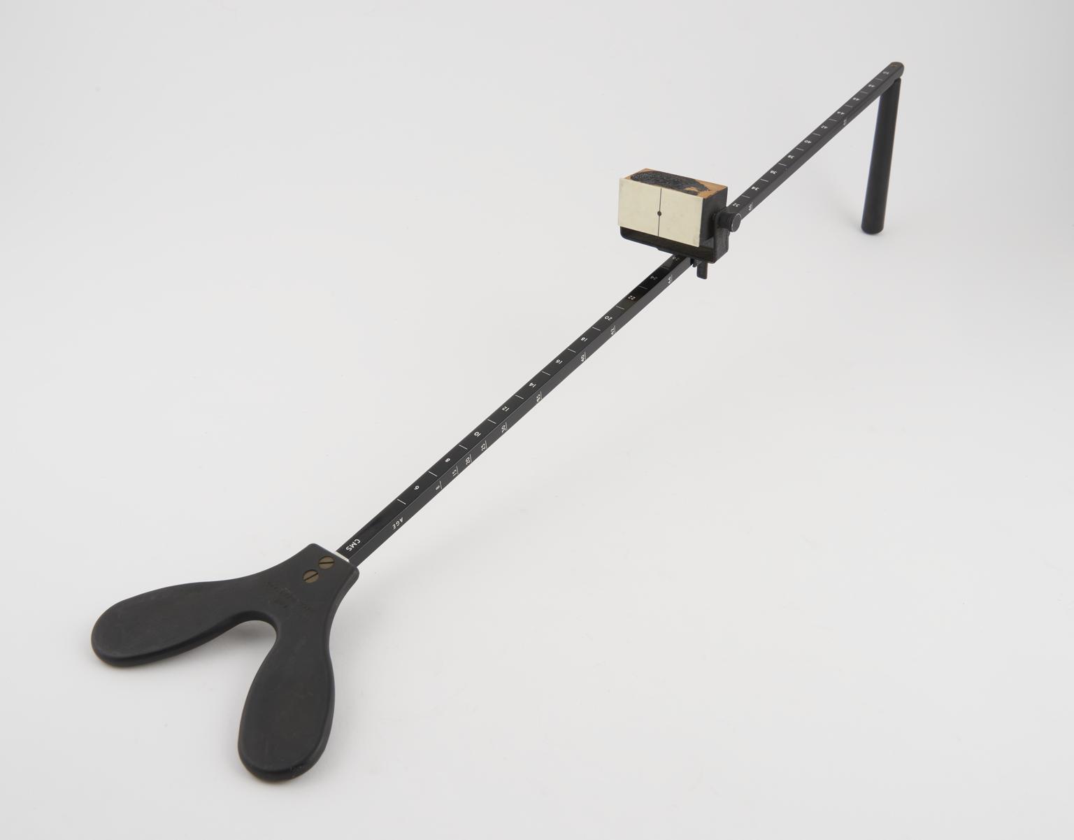 Handy Hand Ritter Vision Test Eyesight Test | Science Museum Group Collection