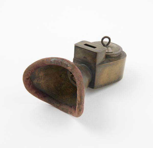 Murphy's inhaler for chloroform anaesthesia in midwifery