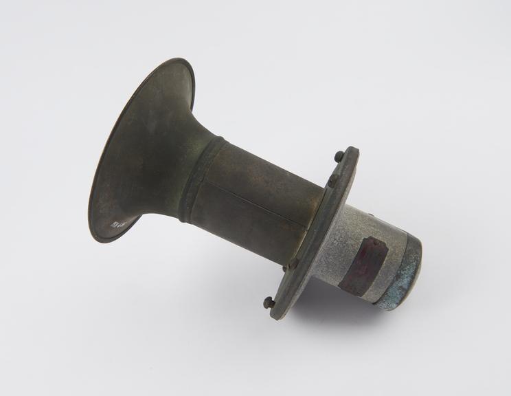 Echo electric horn, c. 1912