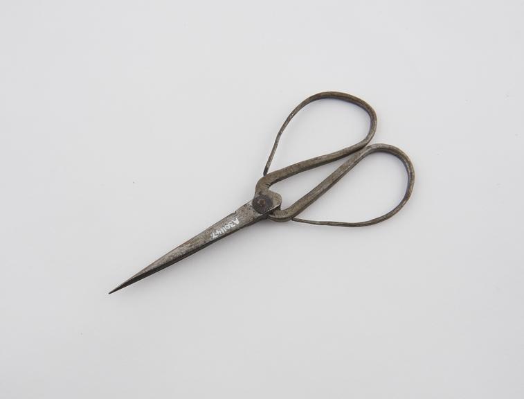 Scissors, steel, Chinese, from Church Missionary Society