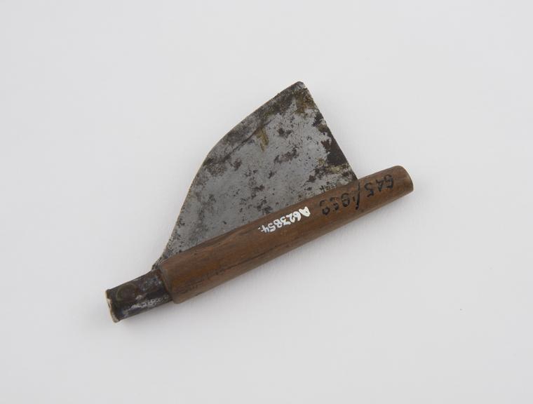 Razor, steel and wood, Chinese