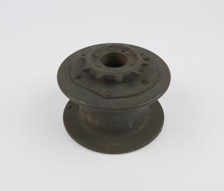 Belt pulley from De dion water cooled engine, 1899