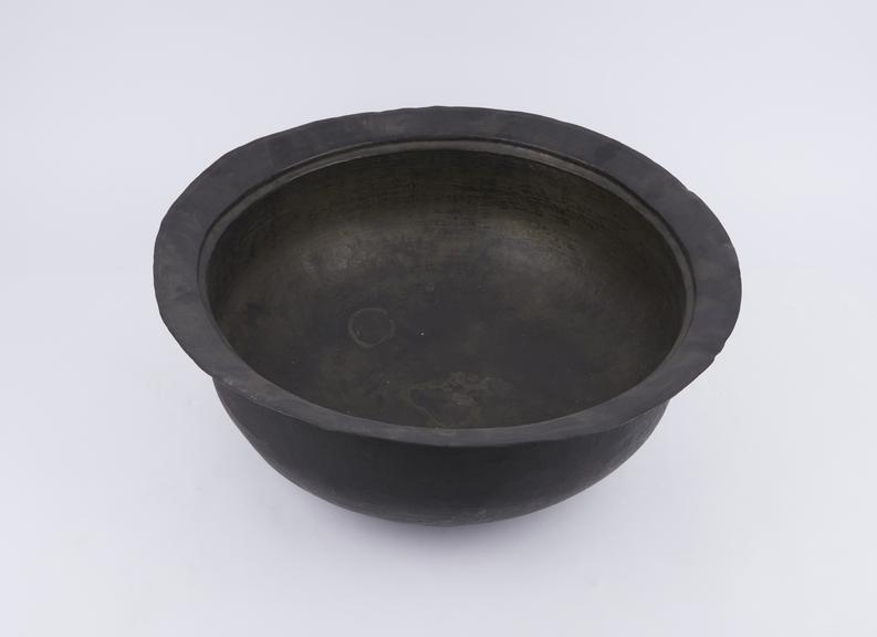 Brass bowl, incised with lines, possibly Islamic