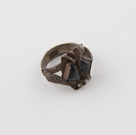 Metal finger ring, a protective hunting charm