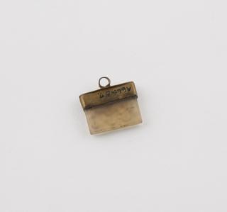 Amuletic pendant