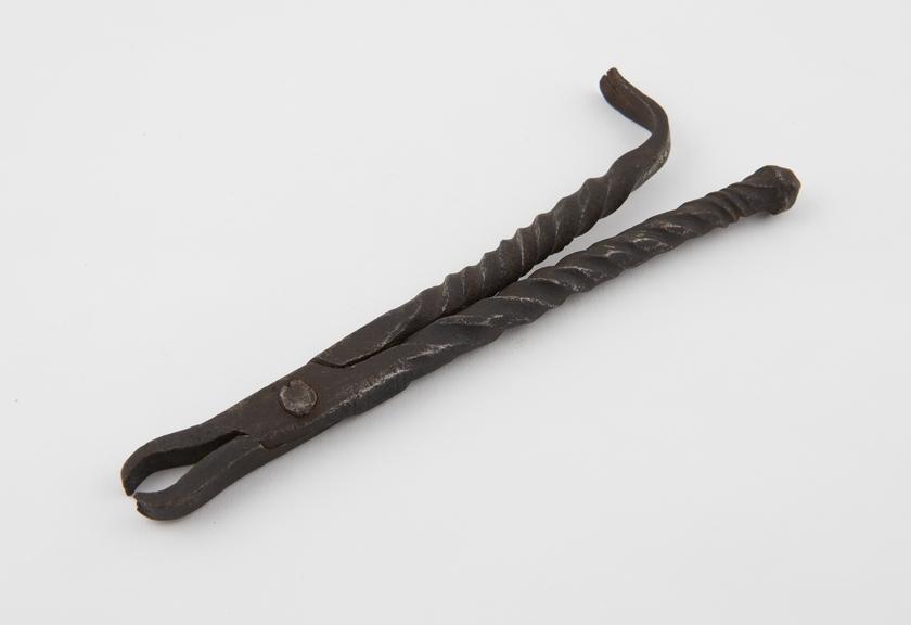 Dental forceps, steel, probably Algerian, 1801-1930