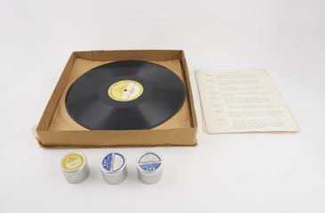 Gramophone records; 3 (78rpm) gramophone records originating from the Central Council for Health Education