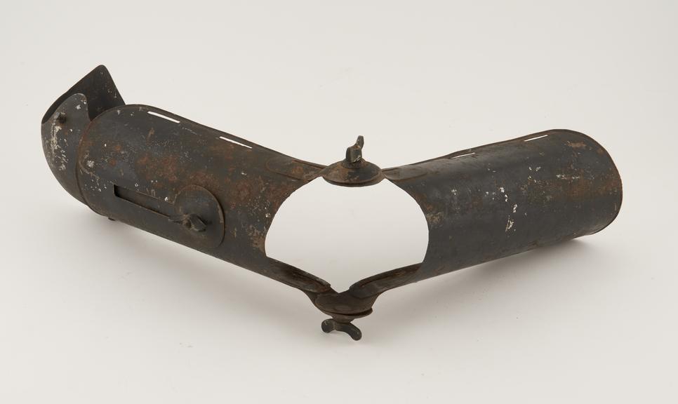 Adjustable metal humerous splint, 1891-1930