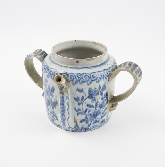 Tin glazed earthenware posset pot, Dutch, 1701-1751