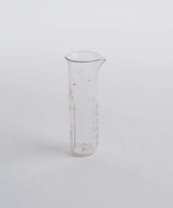 Glass measuring cylinder, graduated