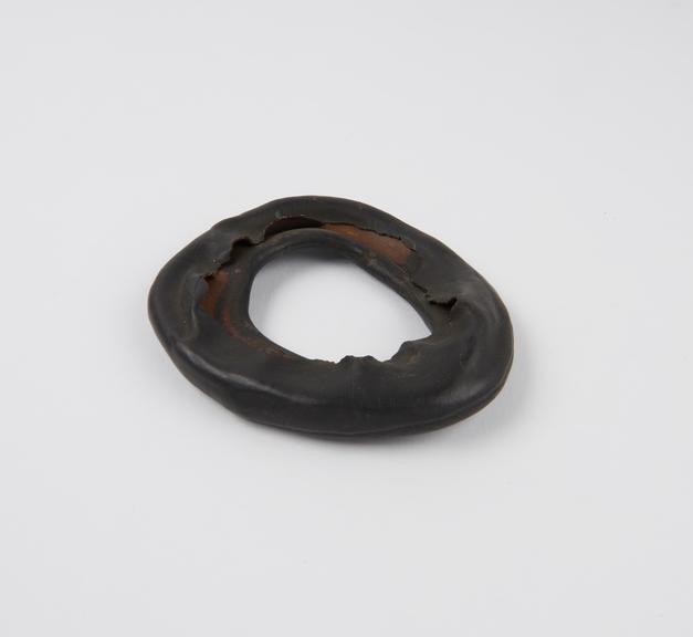 Rubber collar from face mask of anaesthetic inhaler