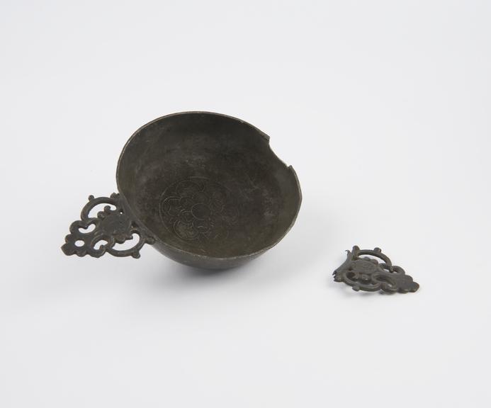 Pewter porringer, possibly European, 18th or 19th century