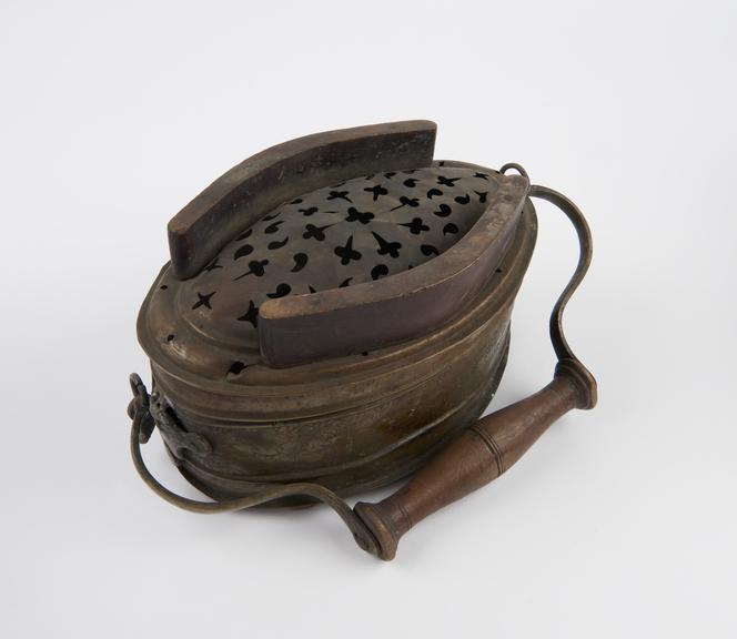 Brass warming pan, using embers or coals, pierced hinged lid