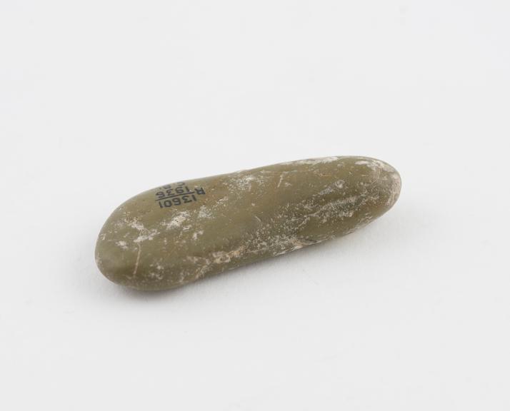 Small grey-green coloured stone for curing swollen veins under