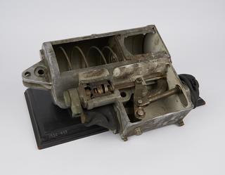 Motor car brake cylinder
