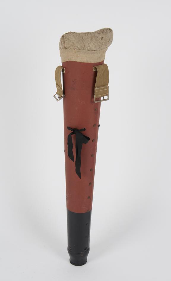 Artificial leg (Broad Dawson pylon) for amputation above knee