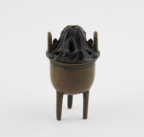 Koro, possibly an incense burner, cylindrical