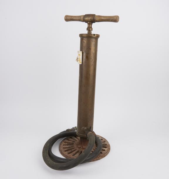 Calf pump, for lifting skin from a carcass, 20th century