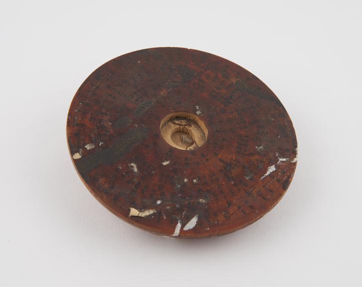 Geomantric compass, soucer-like wooden disc, needle missing