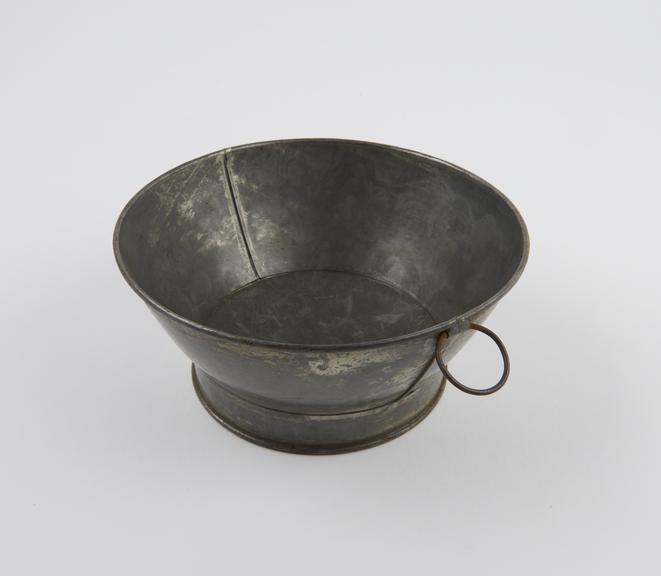 Copy of spittoon as used in Lister ward