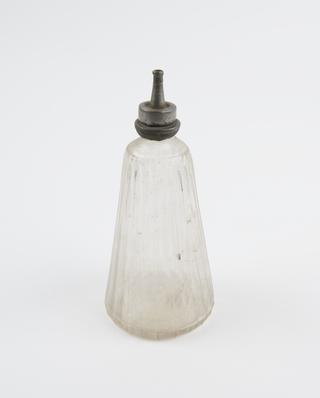 Infant's feeding bottle