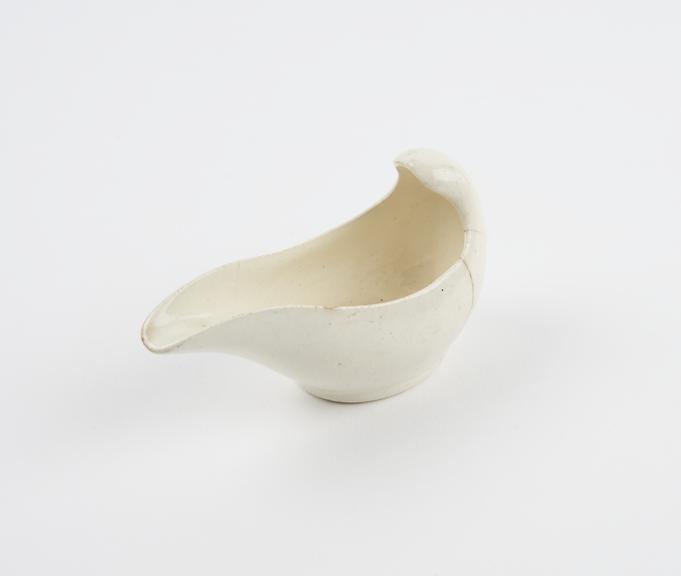 Earthenware pap boat, Crellin 4, English, 1801-1900