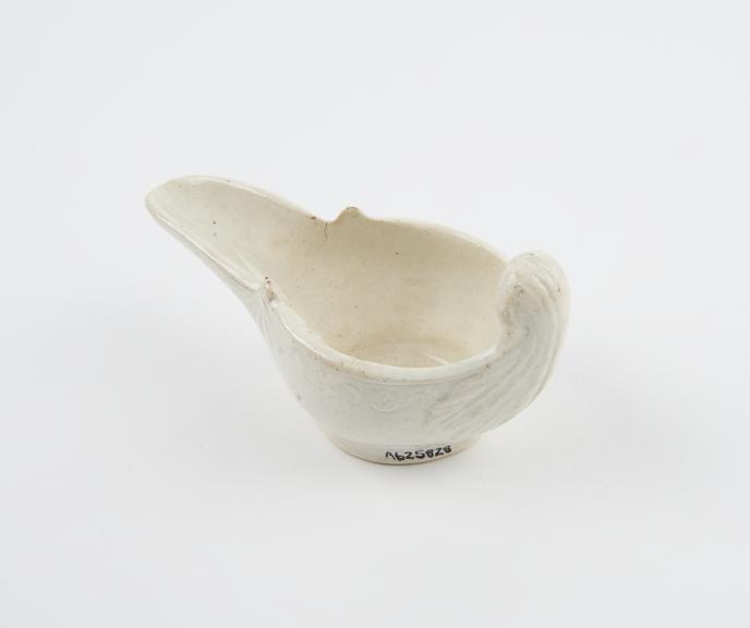 Earthenware pap boat, Crellin 7, English, 1801-1900