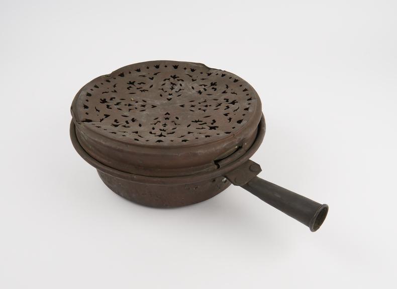 Warming pan, metal, European, 1801-1850