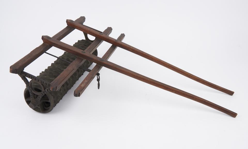 Model of Cambridge's clod crusher, patented by W. C