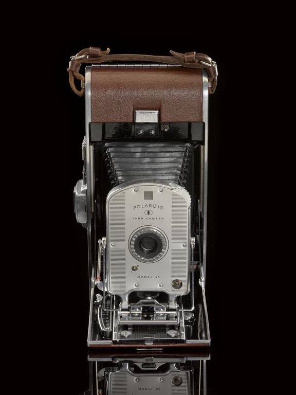 Polaroid Land Camera Model 95 | Science Museum Group Collection
