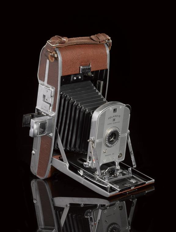 Polaroid Land Camera Model 95 | Science Museum Group Collection