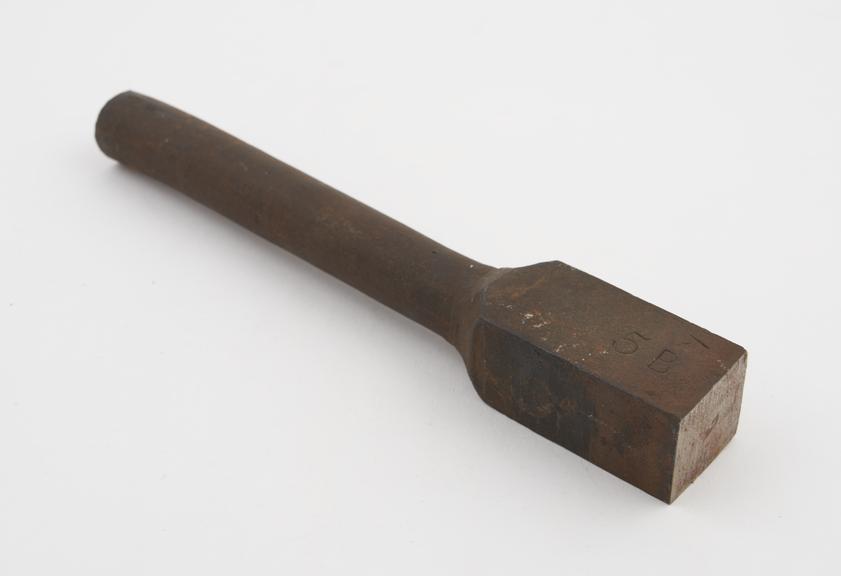 Tensile testbar, manganese steel, 3.89% Mn, 1882-1884