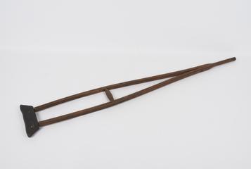 Pair of wooden crutches, 1901-1920