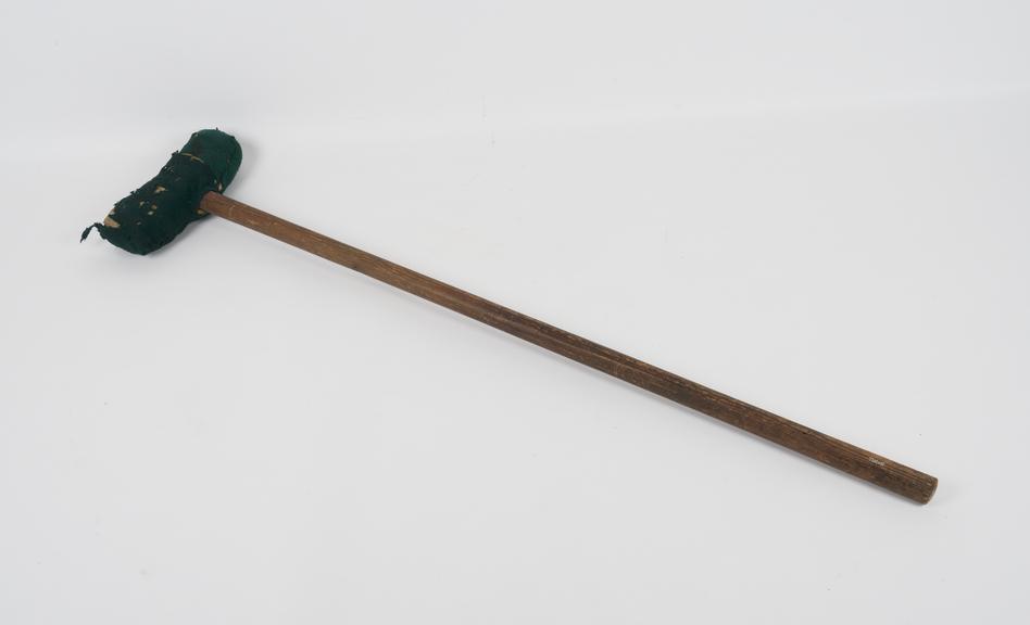 Wooden crutch, 1901-1920