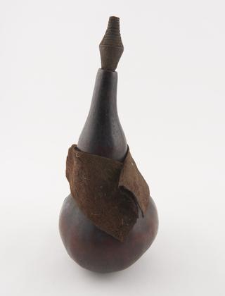 Containers, gourd, wooden stopper, neck collar