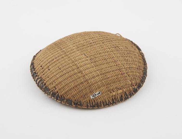 Small dish made of woven grasses