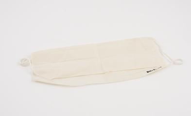 Disposable paper face mask