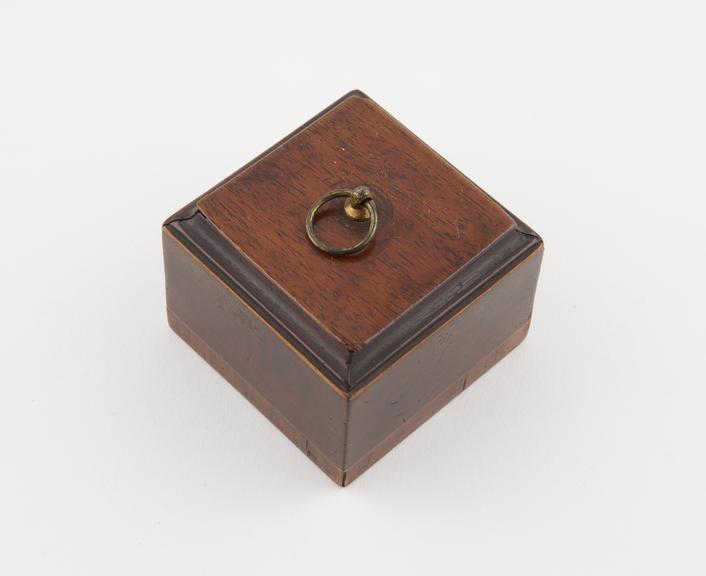 Tea caddy formerly owned by Florence Nightingale