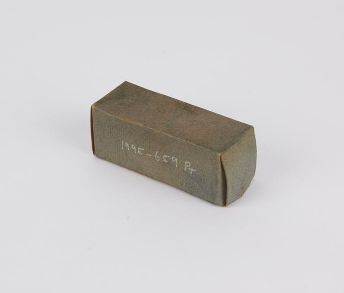 Box for `Burton' sparking plug for motor vehicles. 1915-1935