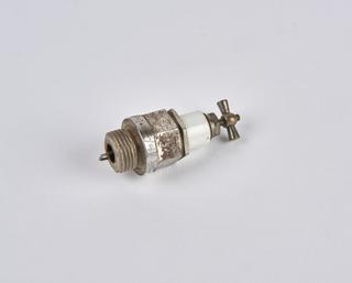 "Robuste" Sparking plug for motorcycles