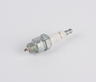 Champion sparking plug for motor vehicles