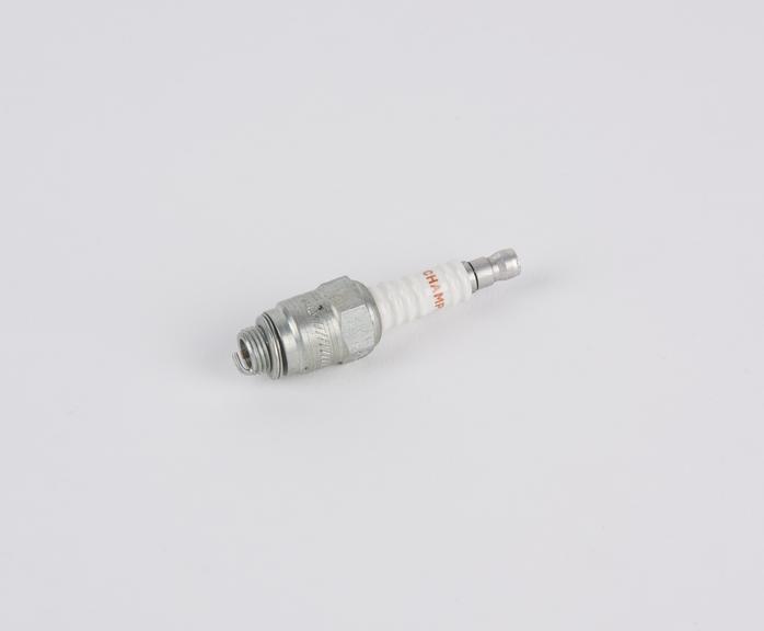 Champion spark plug, type UY-6, c. 1963