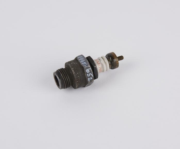 Champion spark plug, type A163, 1921-1939