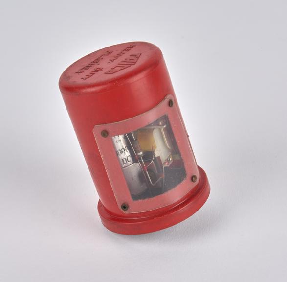 Trico time switch for controlling flashing light traffic