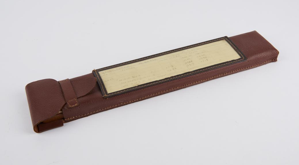 Centre of gravity calculator/slide rule for the De Havilland