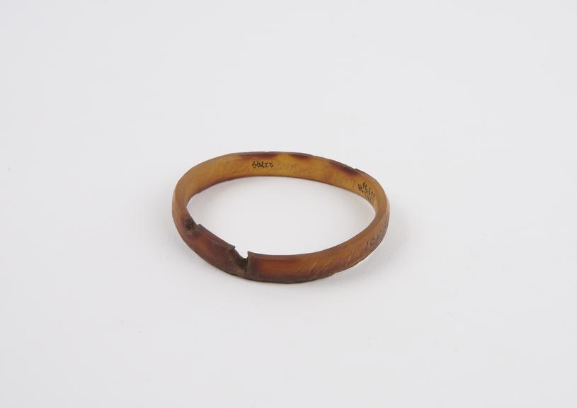 Rhinoceros horn bracelet, annular