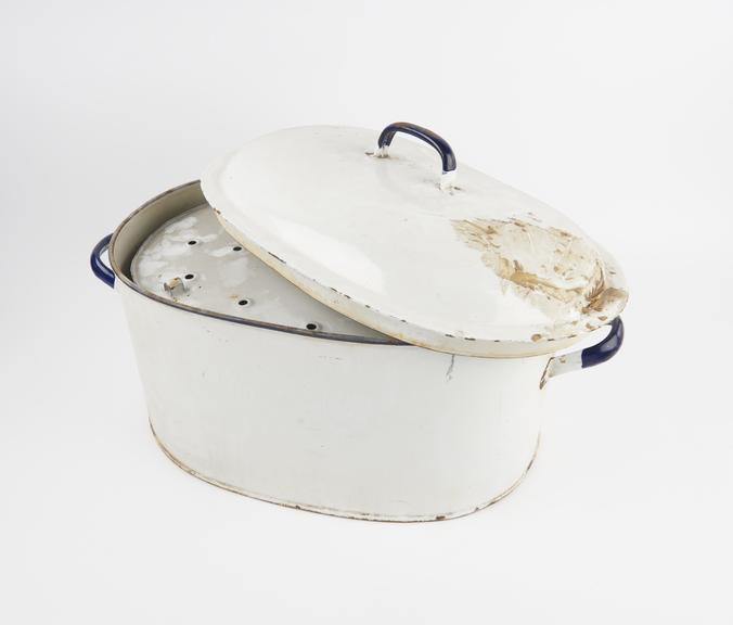 White oval enamelled iron pail, handles and lid